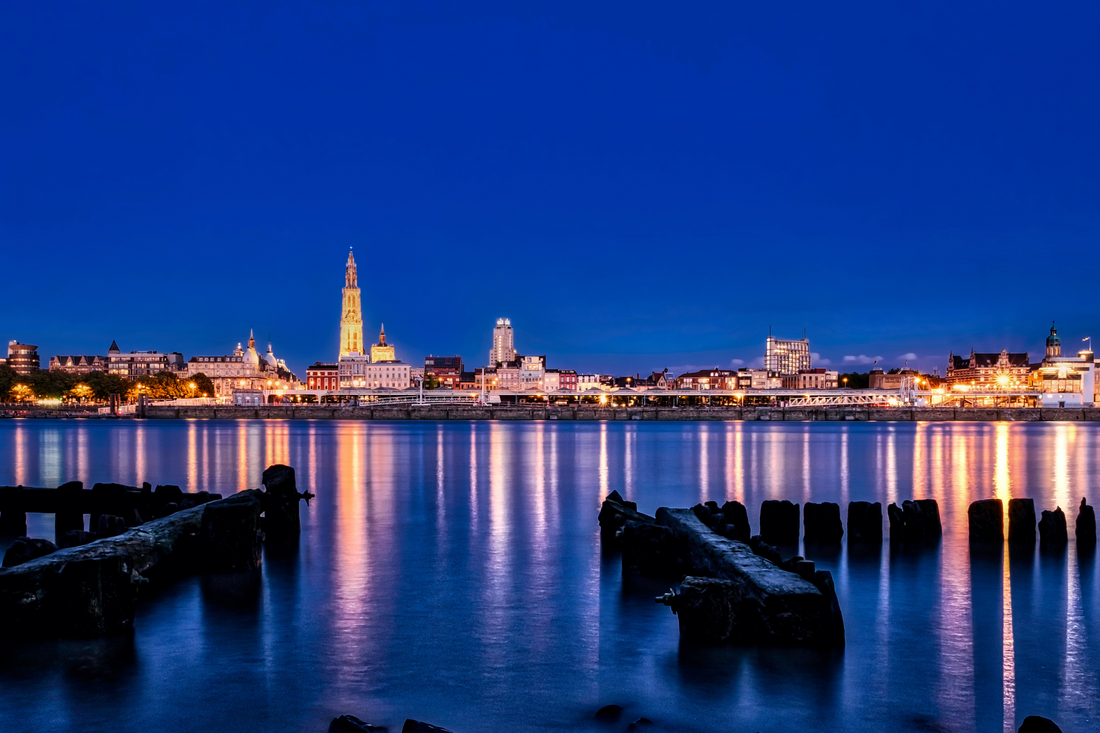 Antwerp by night 