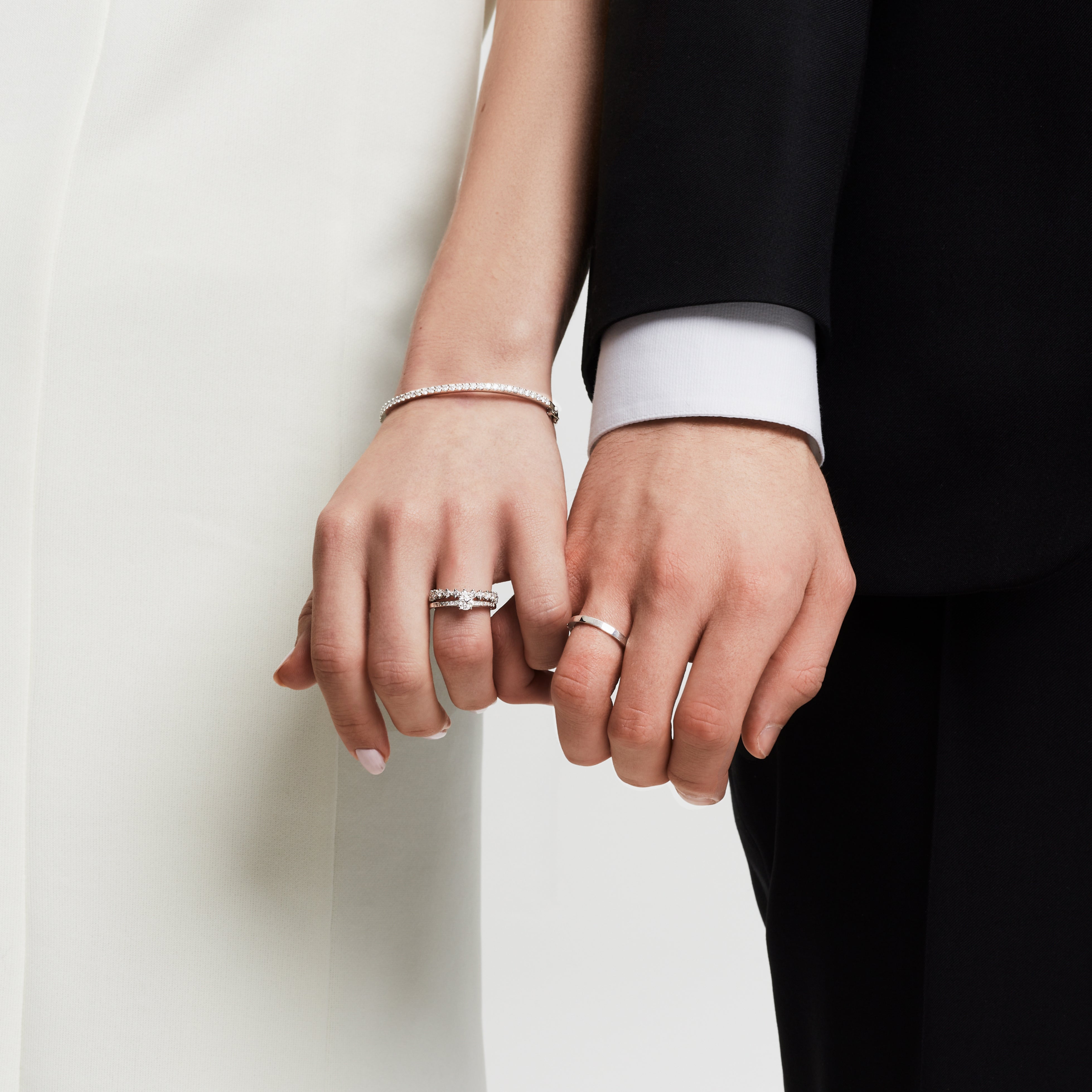 On Which Hand Should You Wear an Engagement Ring and Wedding Ring?