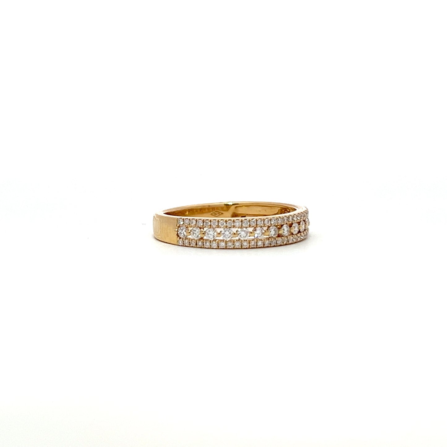 0.41ctw Yellow gold minimalistic ring