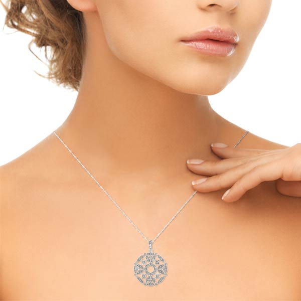 Araceli Fashion Diamond Pendant