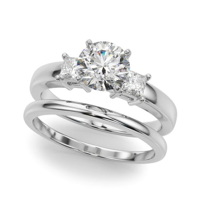 Noa Solitaire Engagement Ring