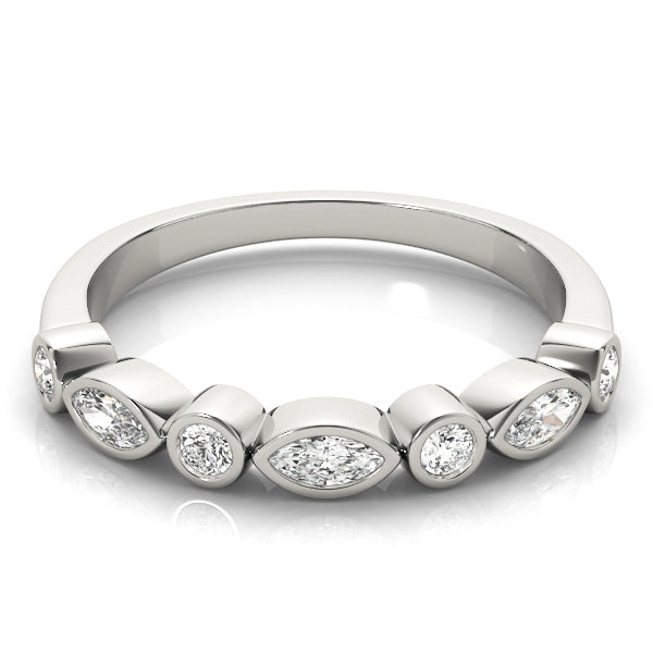 Alodie Contemporary Diamond Band