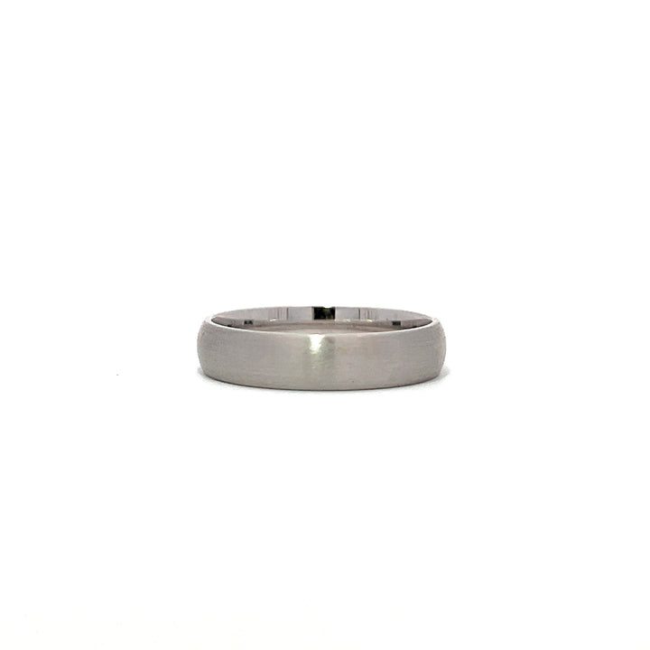 White gold 18K wedding band