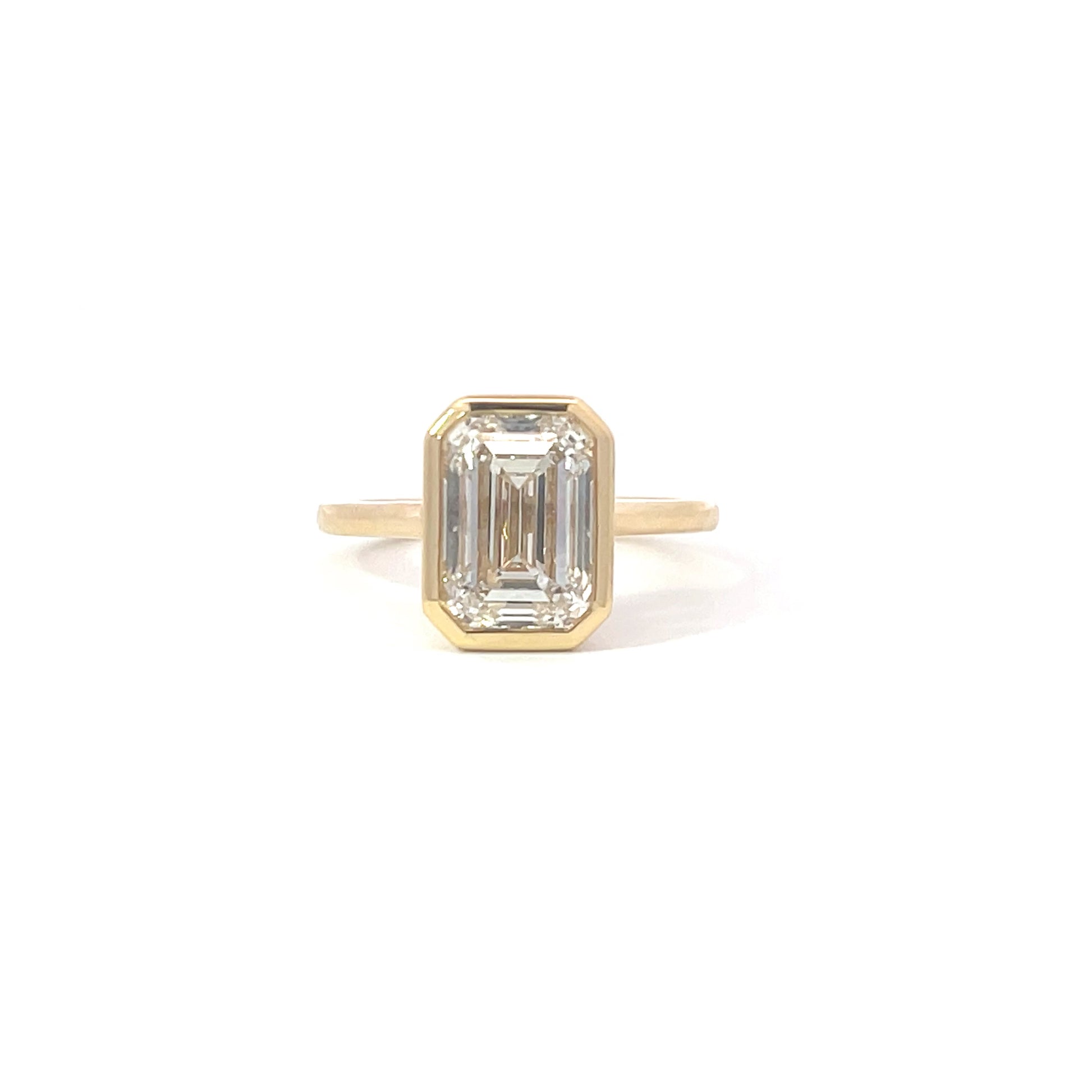 Emerald cut diamond ring