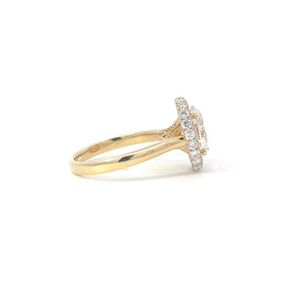 Oval diamond halo engagement ring