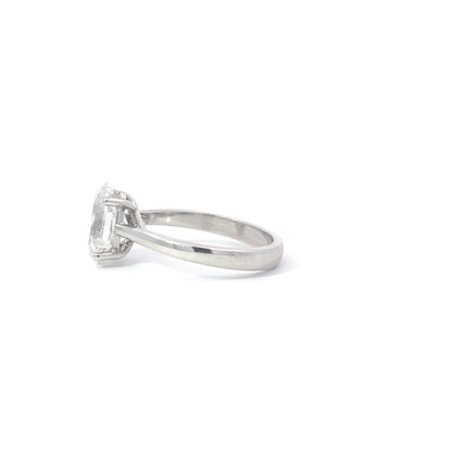 Oval diamond Solitaire ring