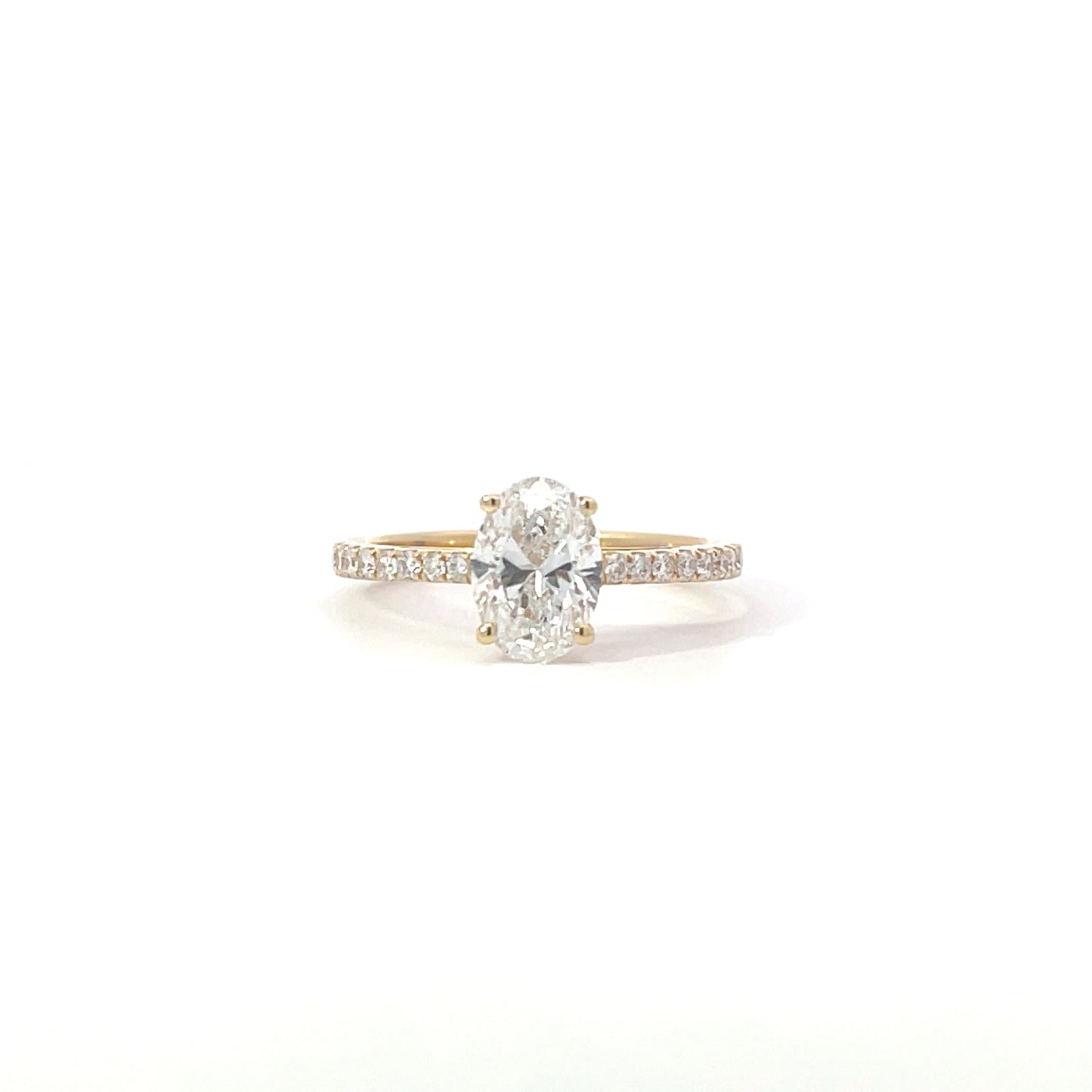 Laboratory grown pavé oval diamond ring