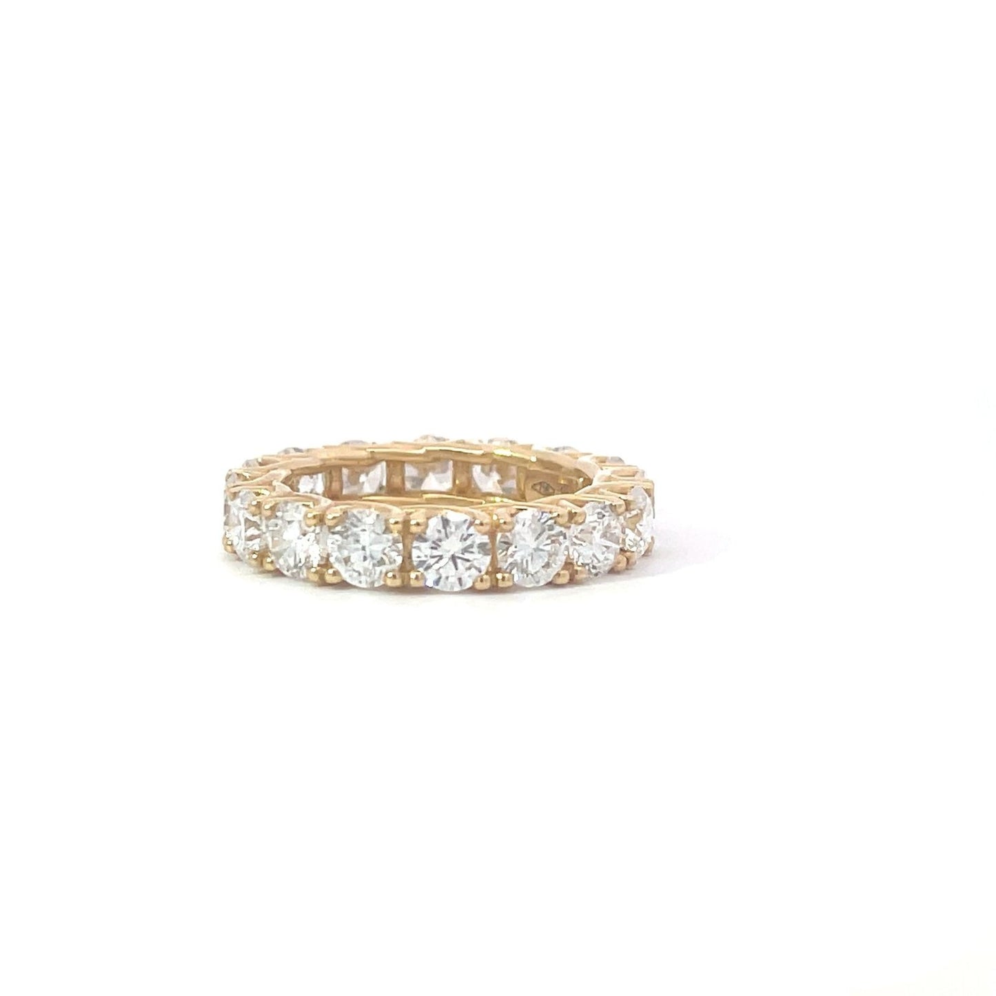 Laboratory grown eternity round diamond ring