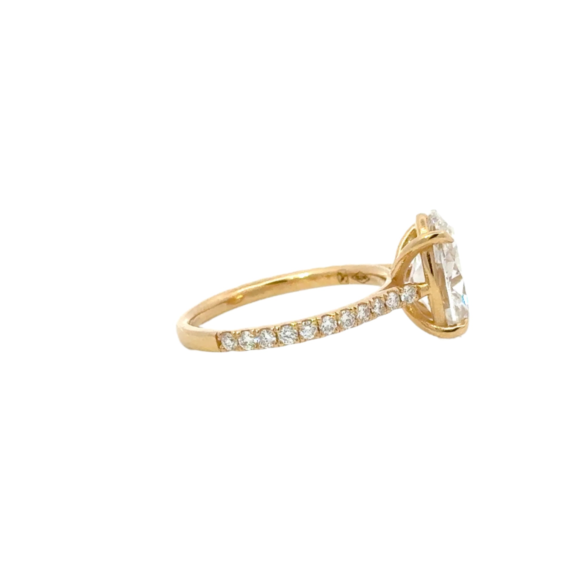 Laboratory grown pavé oval diamond ring
