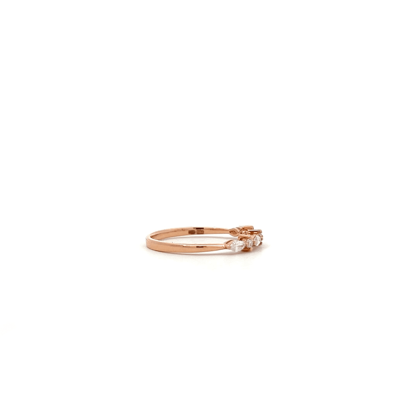 Minimalistic Diamond ring