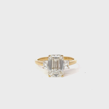 Emerald Trilogy Ring 3.11ct F VS1 18K Yellow Gold Lab-Grown