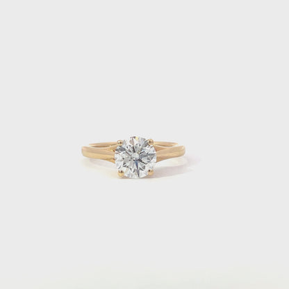 Laboratory grown solitaire round diamond ring