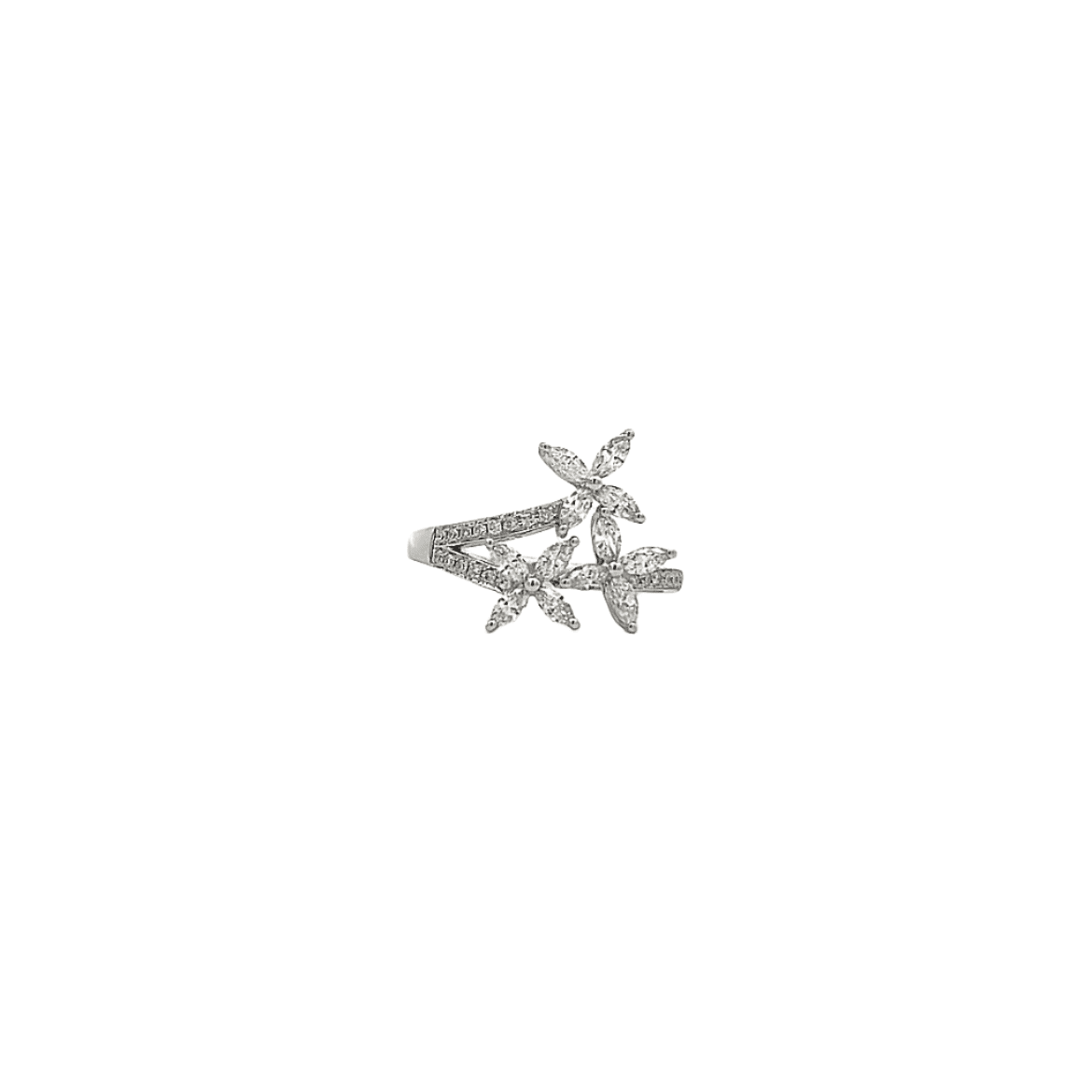 "Lucia" - 0.65ct Flower Diamond ring