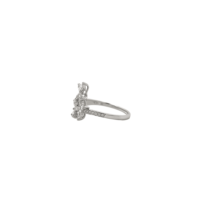 0.65ct Flower Diamond ring