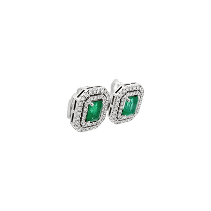 Eyecatching Emerald earrings