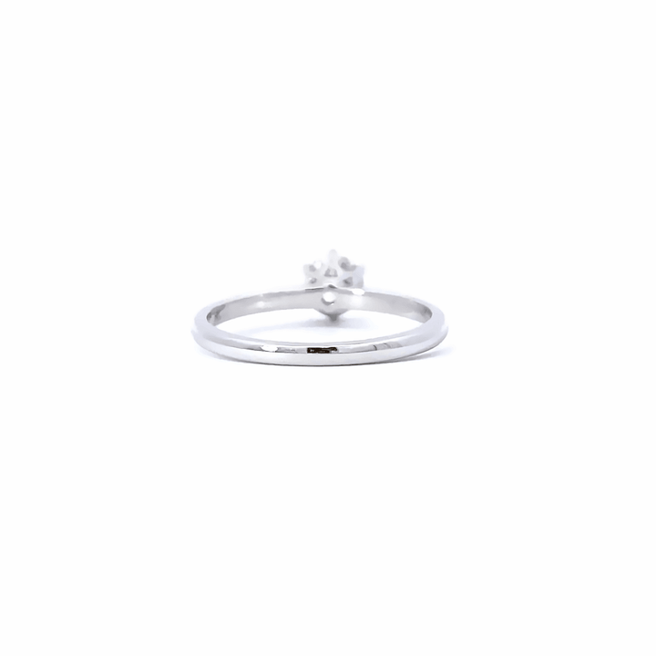 0.54ct G SI1 round cut solitaire engagement ring