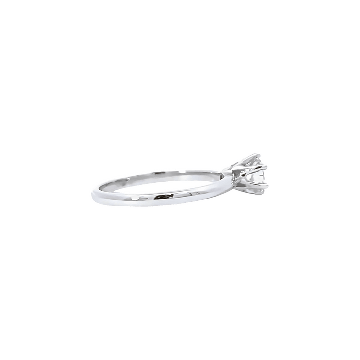 0.54ct G SI1 round cut solitaire engagement ring
