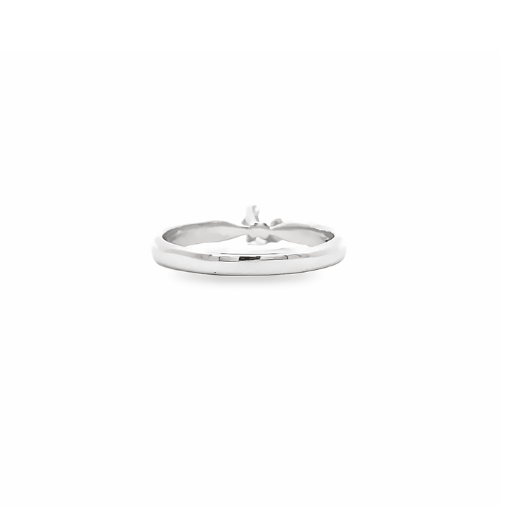 0.30ct G VS Tapered solitaire ring