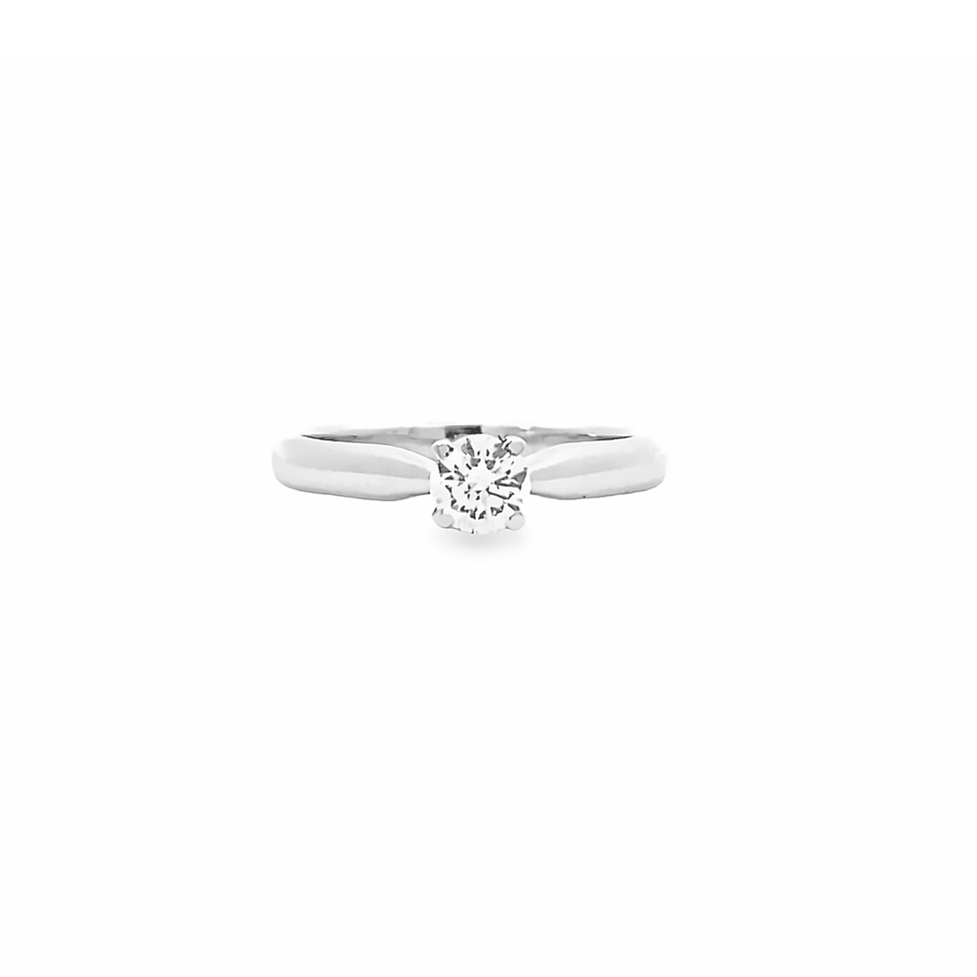 0.30ct G VS Tapered solitaire ring