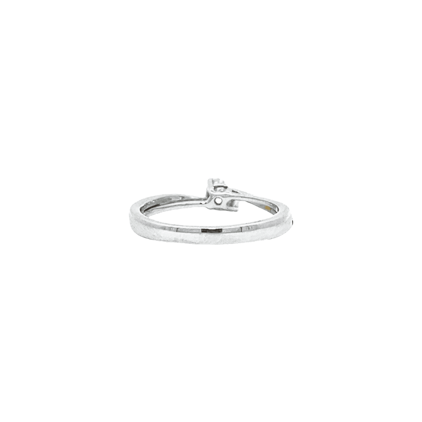 0.47ct, G, VS1, Round cut diamond twisted engagement ring