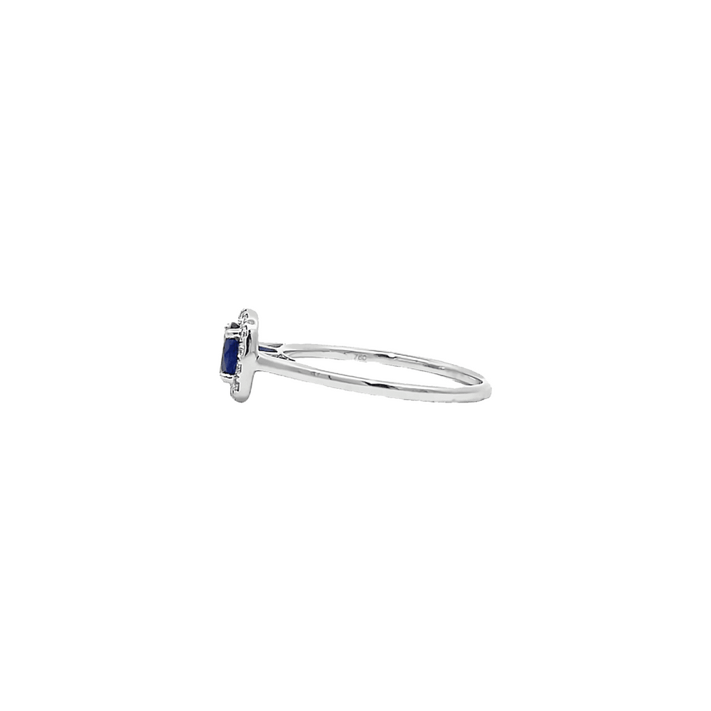 0.65ct Round blue sapphire engagement ring