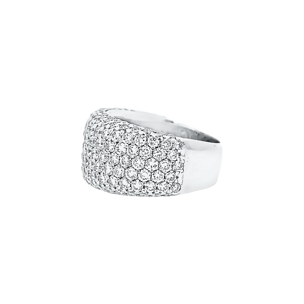 3.95ct F VS Diamond ring