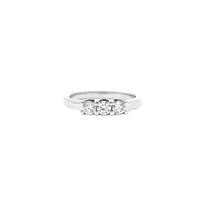 0.45ct H VS Trilogy diamond ring