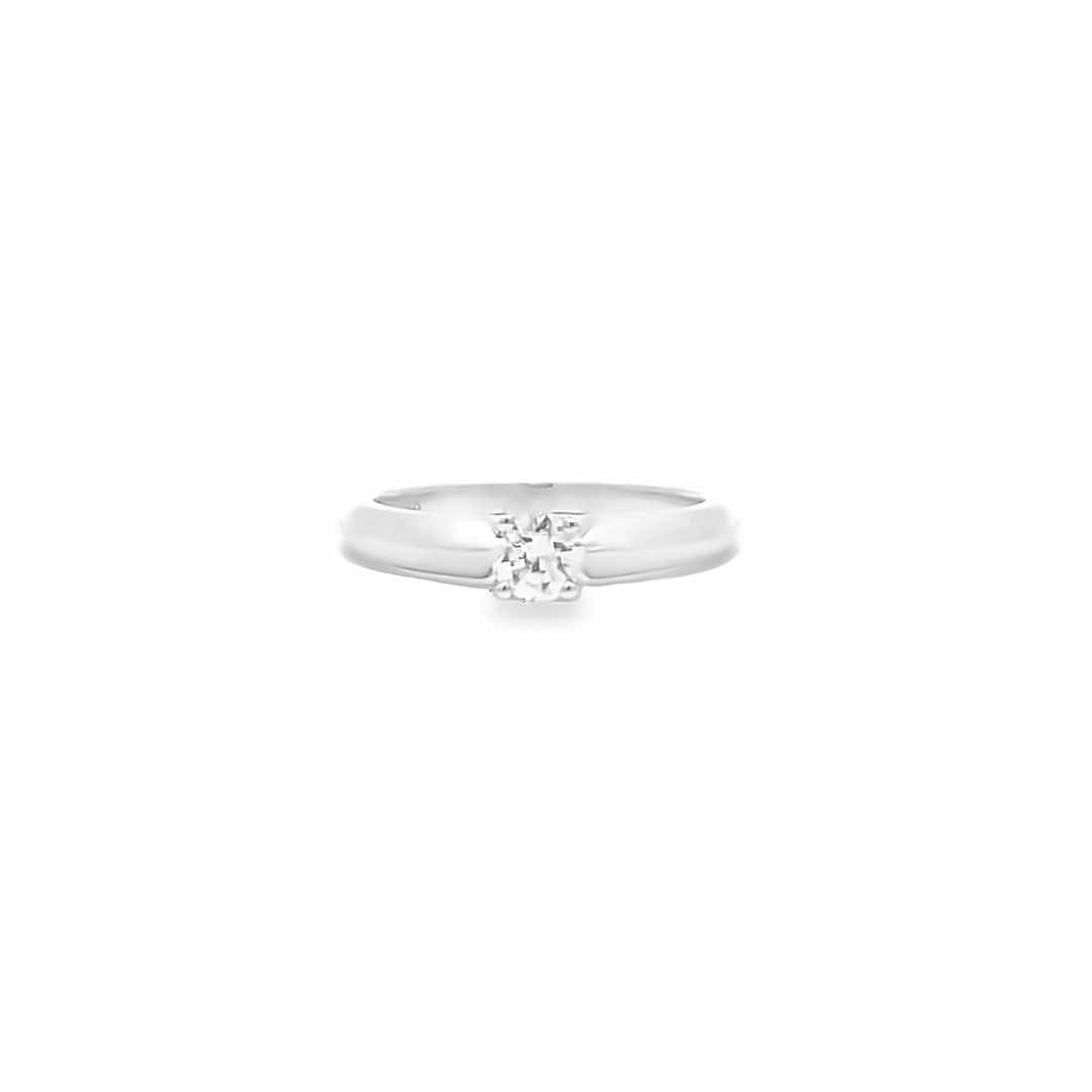 0.30ct G VS Diamond engagement ring