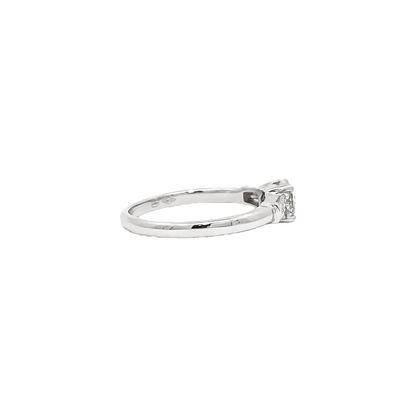 0.71ct J VS1 round cut diamond ring