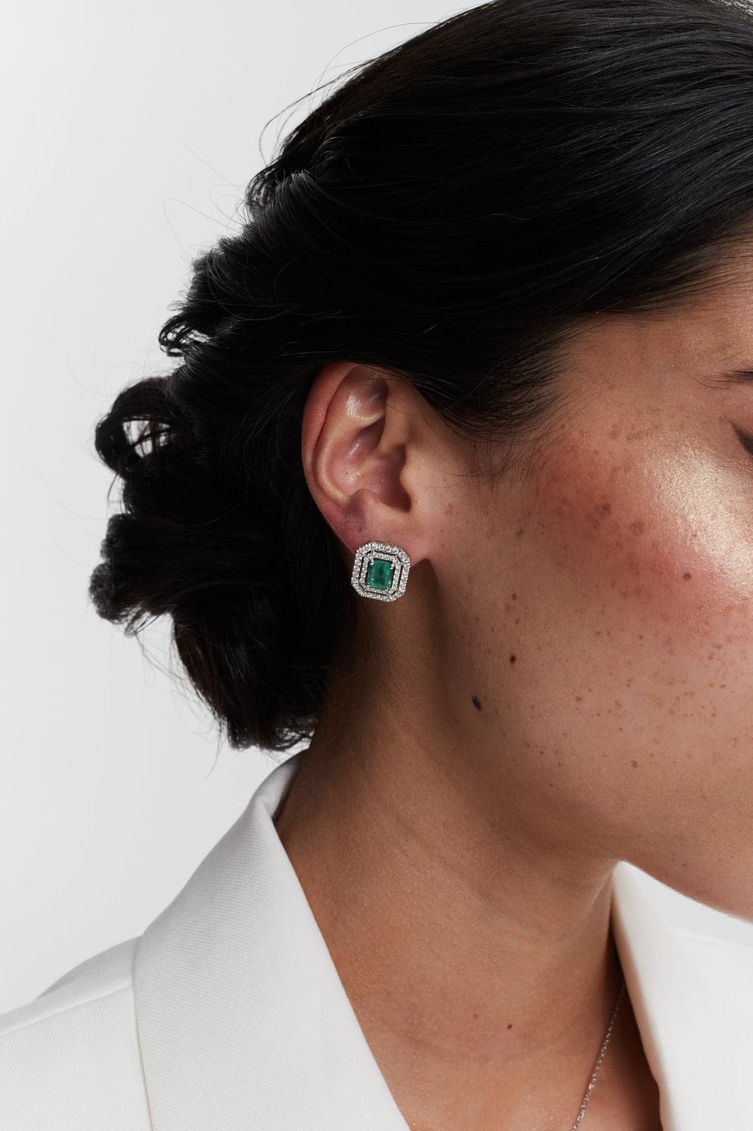 Eyecatching Emerald earrings