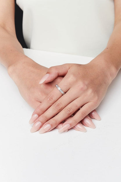 0.86ct H VS Emerald cut eternity ring