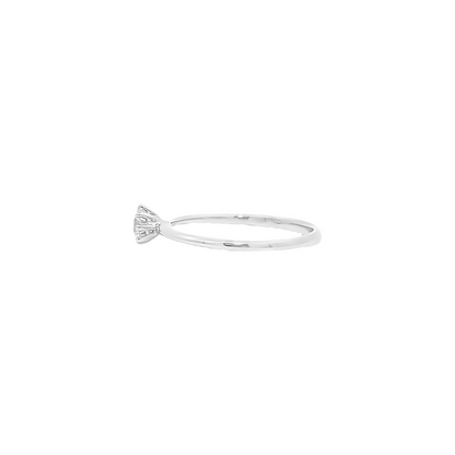 0.30ct G VS diamond engagement ring
