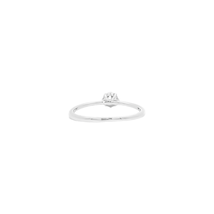 0.30ct G VS diamond engagement ring